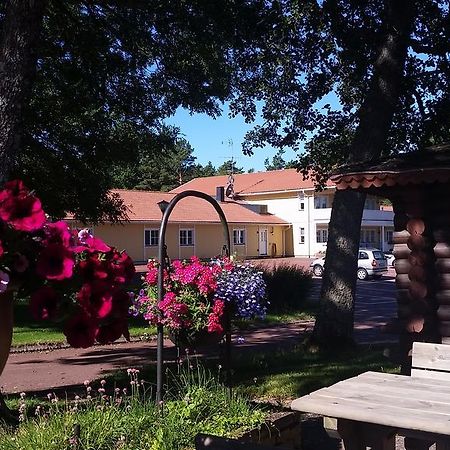 Basto Hotel & Stugby Palsbole Zewnętrze zdjęcie